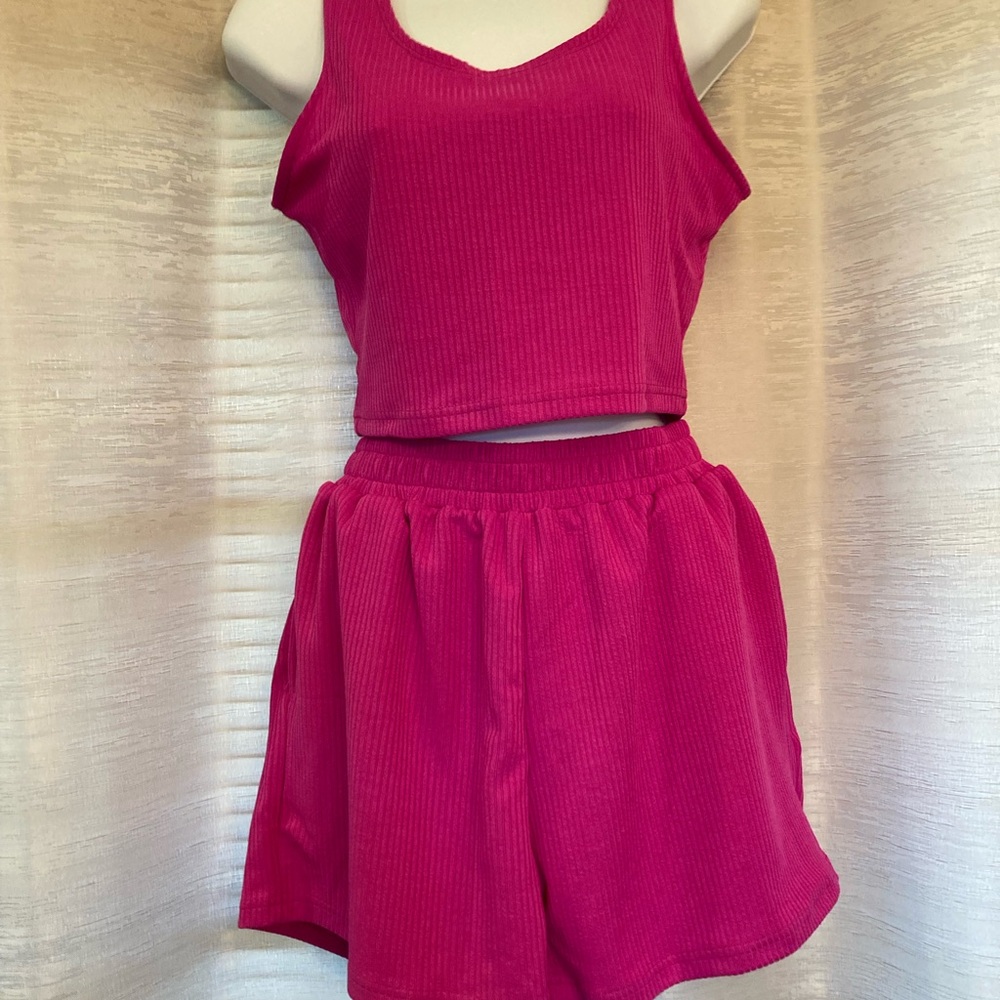 Trendy Queen Fuchsia Ribbed Tank & Shorts Set medium NWT